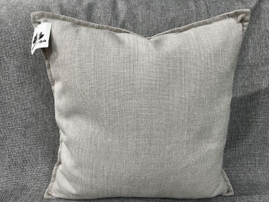 Pillow-truffle white2